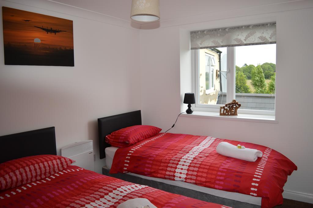 Worship Farm Accommodation Redhill  Buitenkant foto